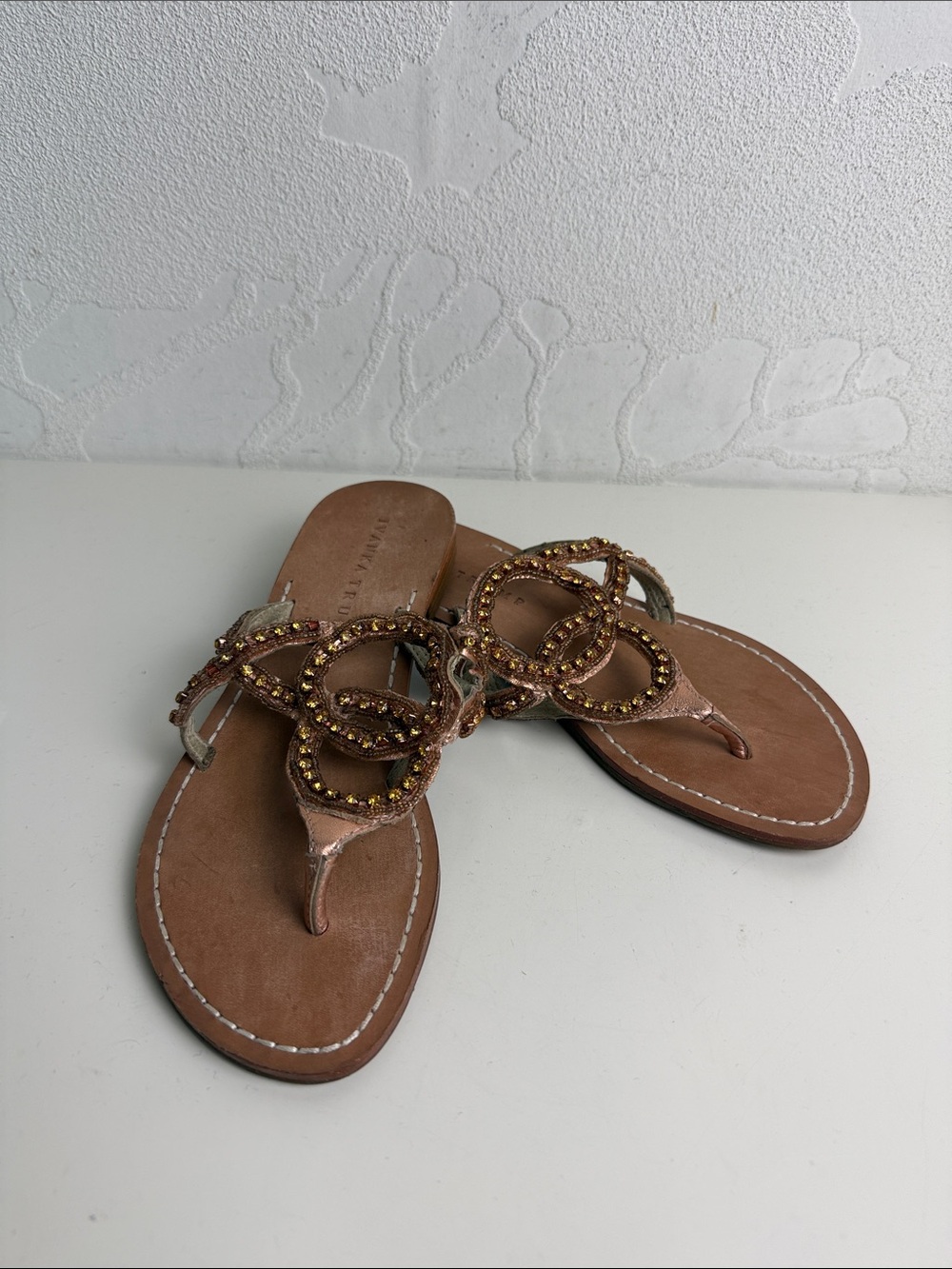 Ivanka Trump Women's Bonna Rose Gold Metallic Beaded Thong Sandals Size 6.5
